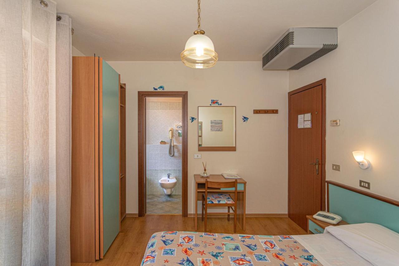 Hotel Mariani Lido di Camaiore Exterior photo