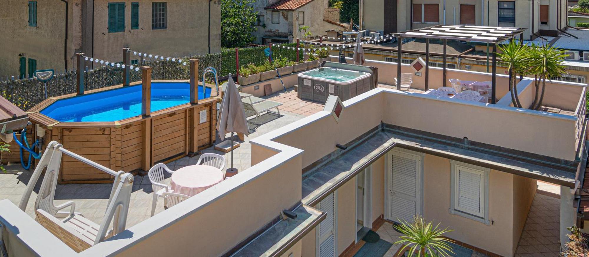 Hotel Mariani Lido di Camaiore Exterior photo